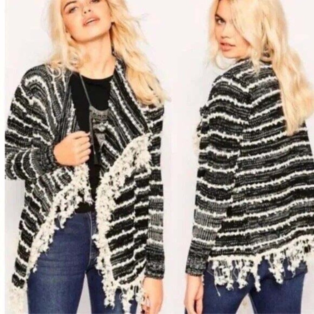 Anthropologie La Fee Verte Womens Open Cardigan Sz M Fringe Black and White